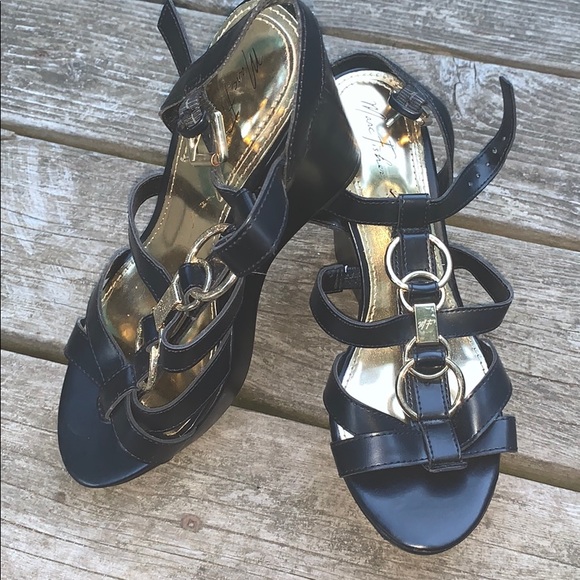 Black and Gold Wedges - Picture 1 of 7